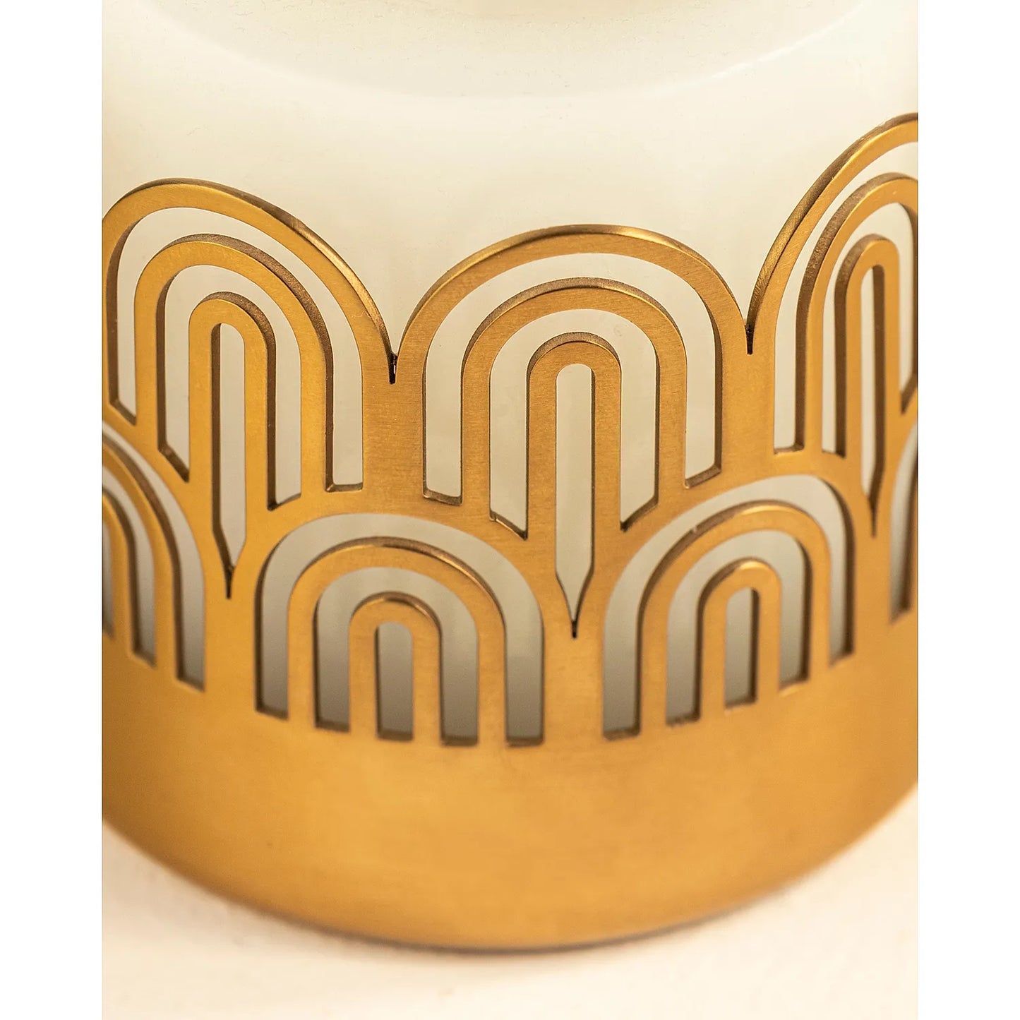 Escalop Candle Stand