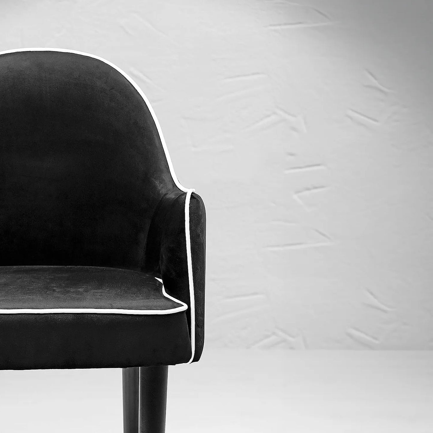 Lea Wooden Accent Chair (Velvet, Black)