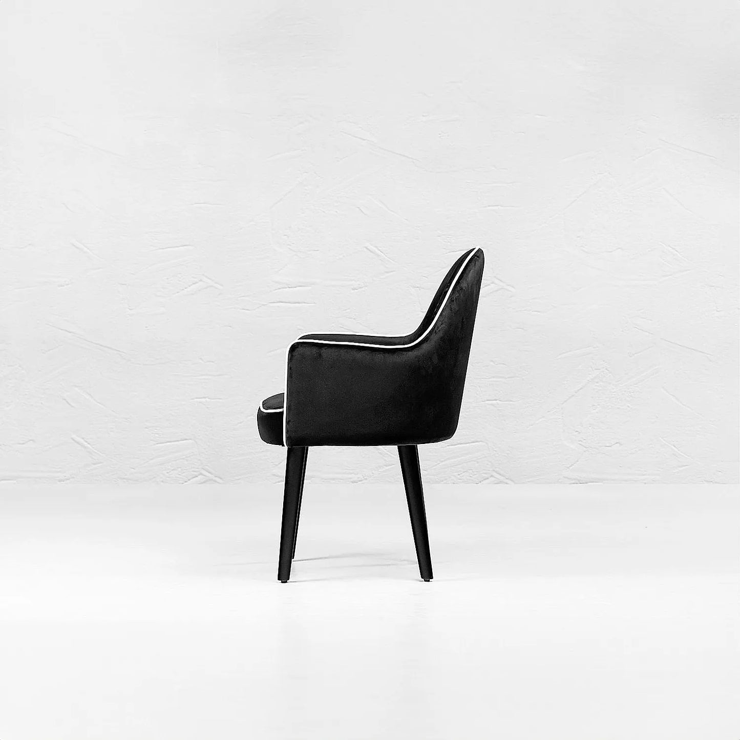 Lea Wooden Accent Chair (Velvet, Black)