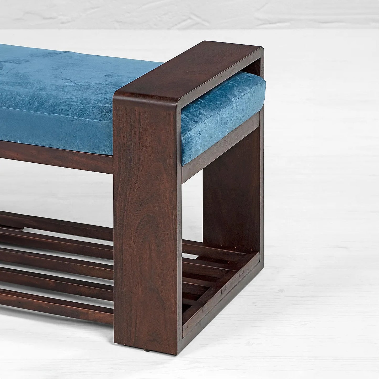 Collab Wooden Bench (Velvet, Blue)