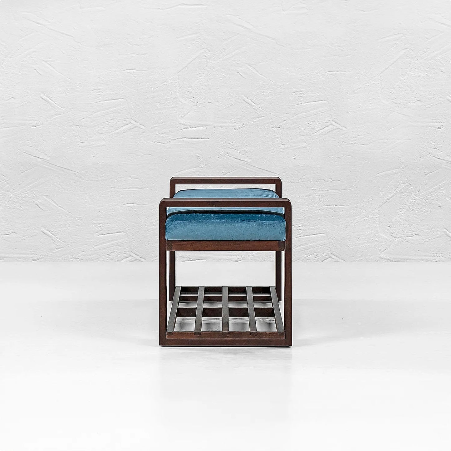 Collab Wooden Bench (Velvet, Blue)